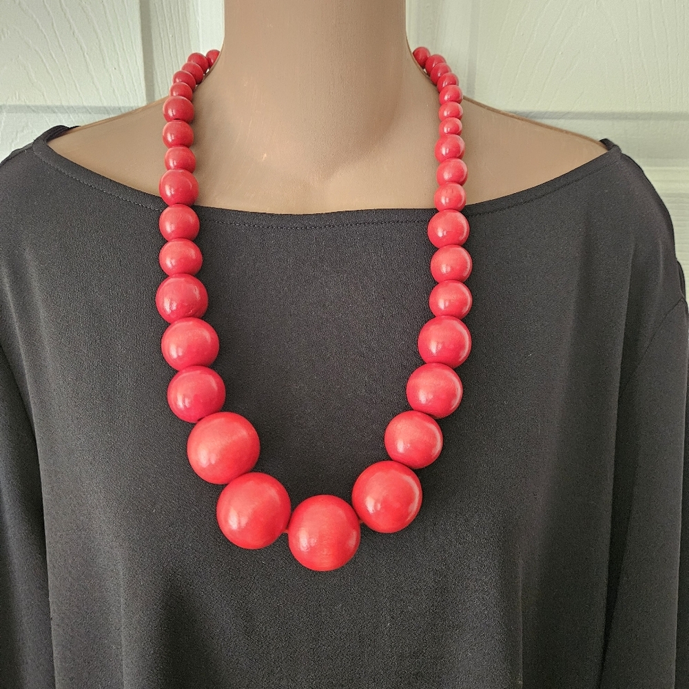 Chunky Bold Graduated Red Wood Beaded Adjustable Necklace